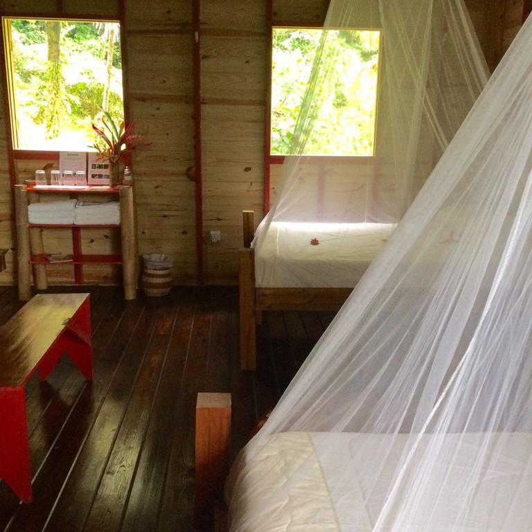 Marigot Roots Jungle Retreatヴィラ エクステリア 写真