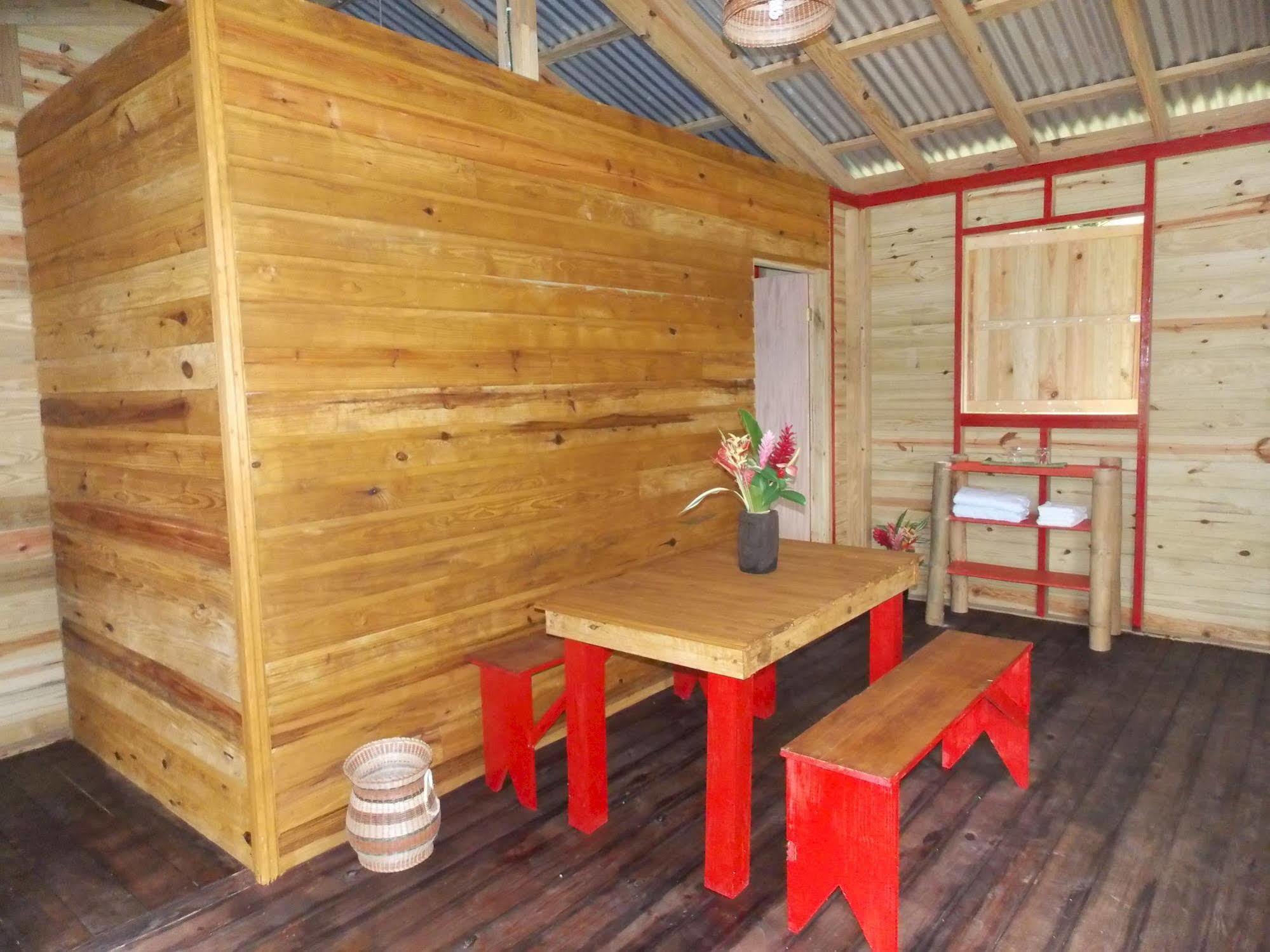 Marigot Roots Jungle Retreatヴィラ エクステリア 写真